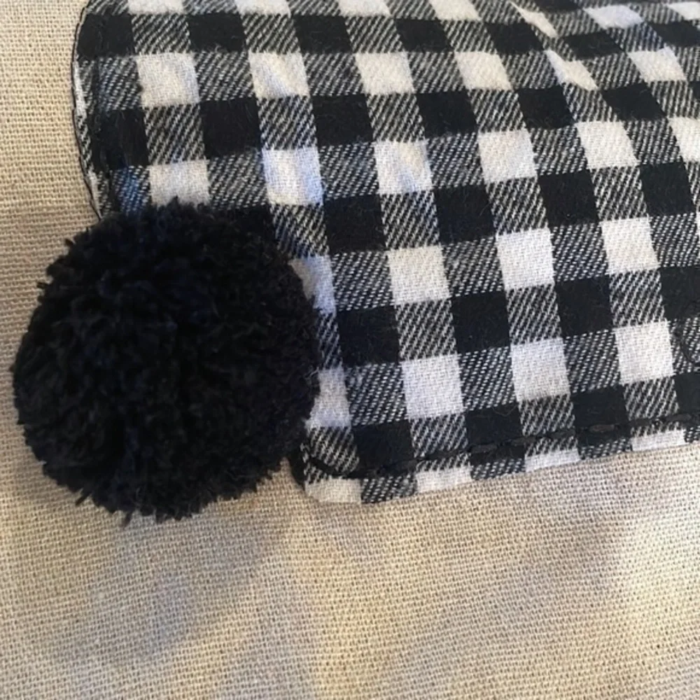 Pier 1 black and white gingham bunny pattern black fuzzy tail table runner